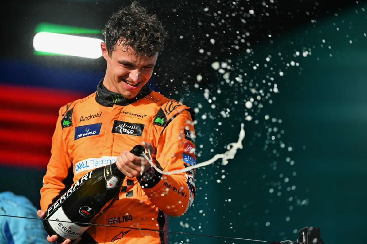 McLaren-køreren Lando Norris kører under Formel 1 Miami Grand Prix 2026