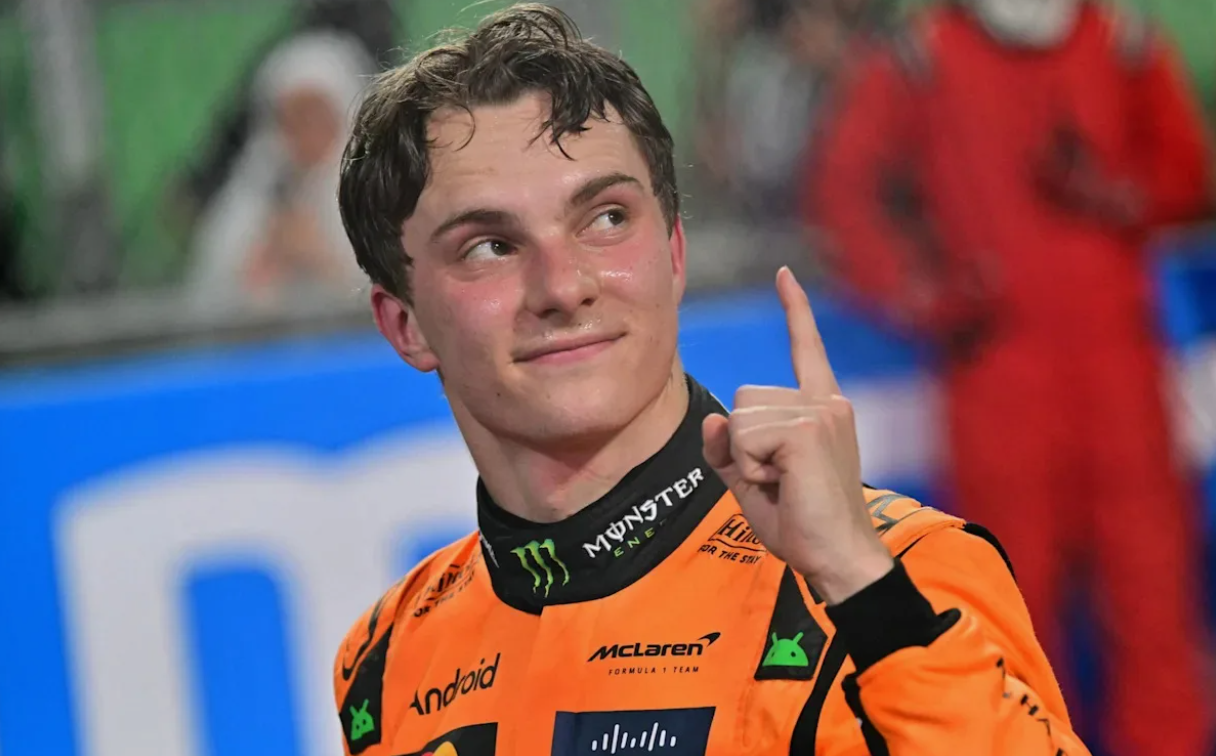 Oscar Piastri au volant de sa McLaren lors d'un Grand Prix de Formula 1