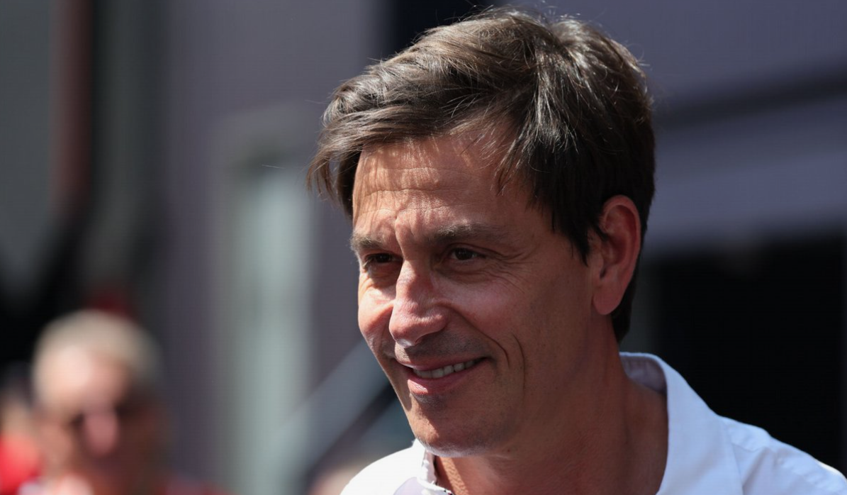 Toto Wolff sul paragone tra Antonelli e Senna: "Stiamo parlando di cinque vittorie, non di tre titoli".
