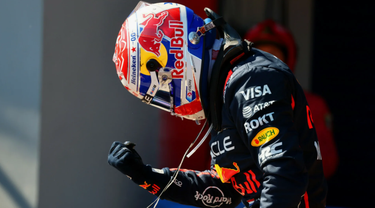 Max Verstappen представляет специальный дизайн шлема к домашней гонке Red Bull в Австрии
