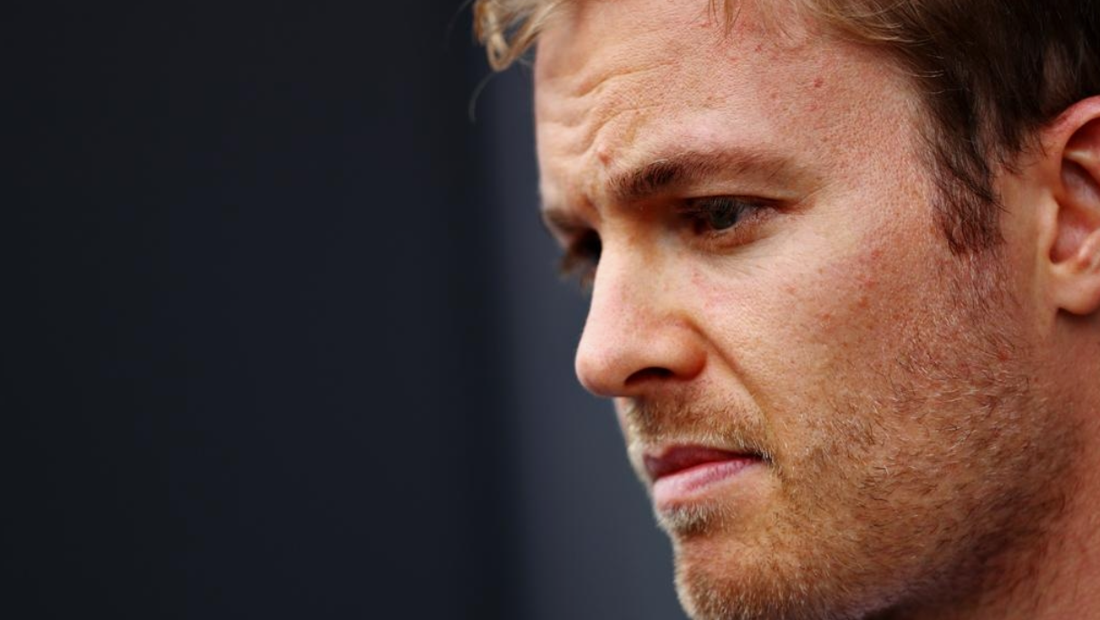 Der ehemalige Formel-1-Weltmeister Nico Rosberg analysiert vergangene Vorfälle auf der Strecke und reflektiert seinen Wettkampf mit Lewis Hamilton