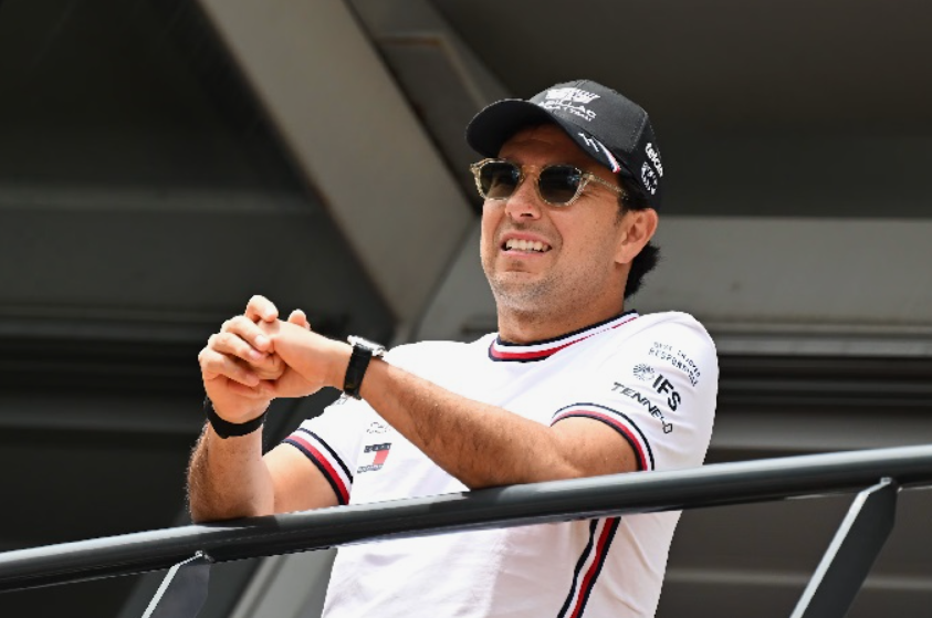 O echipă modernă de Formula 1 colaborează la strategie, dezvoltare tehnică și sprijin pentru piloți pentru a maximiza performanța și a obține succes pe termen lung în campionat.