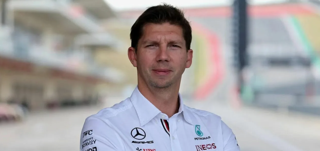 James Vowles supervisiona il piano a lungo termine della Williams Racing per migliorare la competitività e assicurarsi piazzamenti costanti tra i primi dieci in Formula 1.