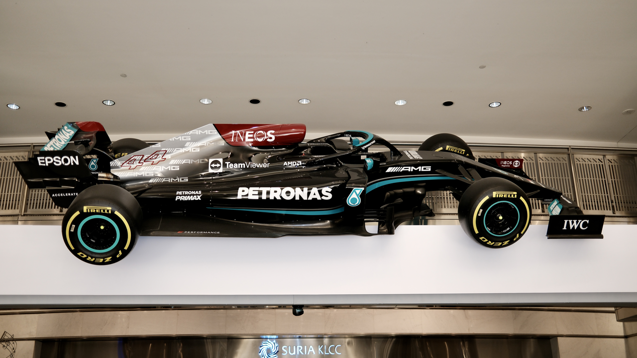Box Mercedes F1 2026