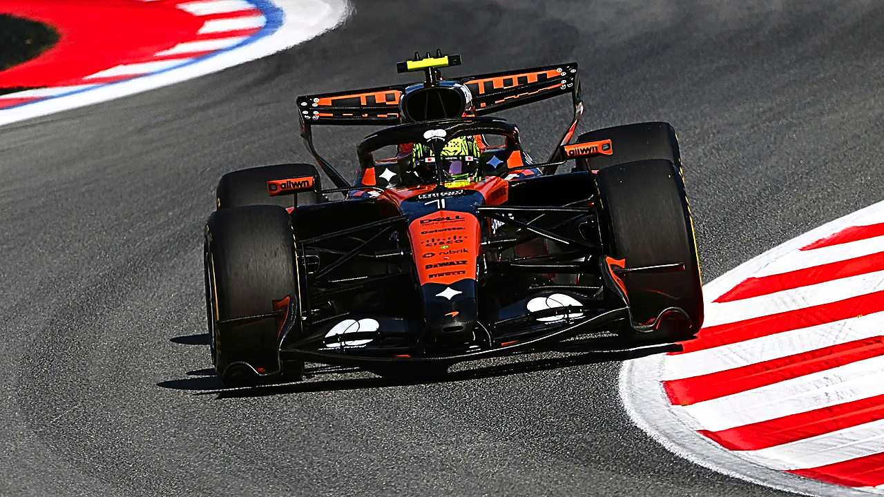 McLaren Look Back in the Mercedes Fight After Barcelona Practice