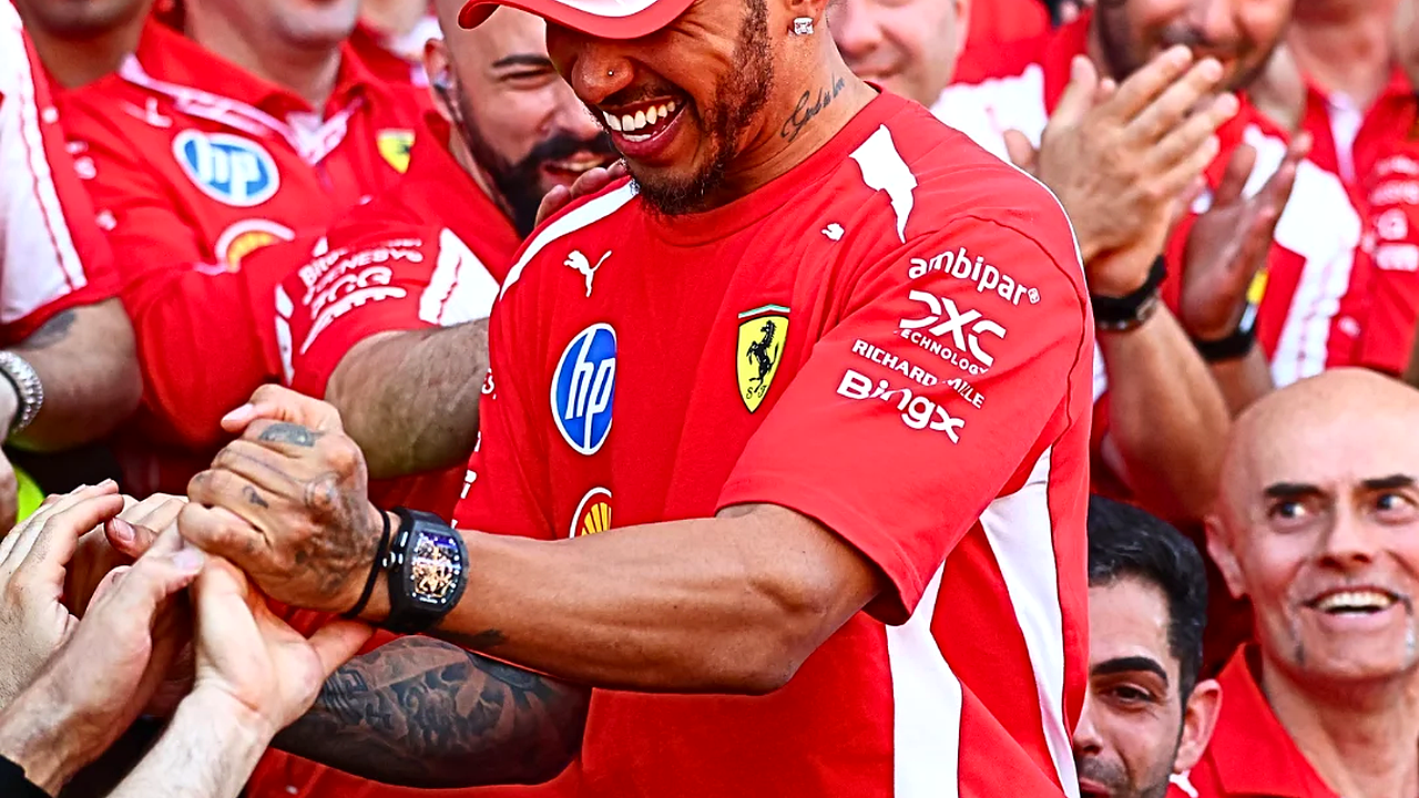 Stella, Barcelona'daki güvenilirlik sorunlarına rağmen McLaren'in çıtayı yükselttiğini söylüyor - resim 2