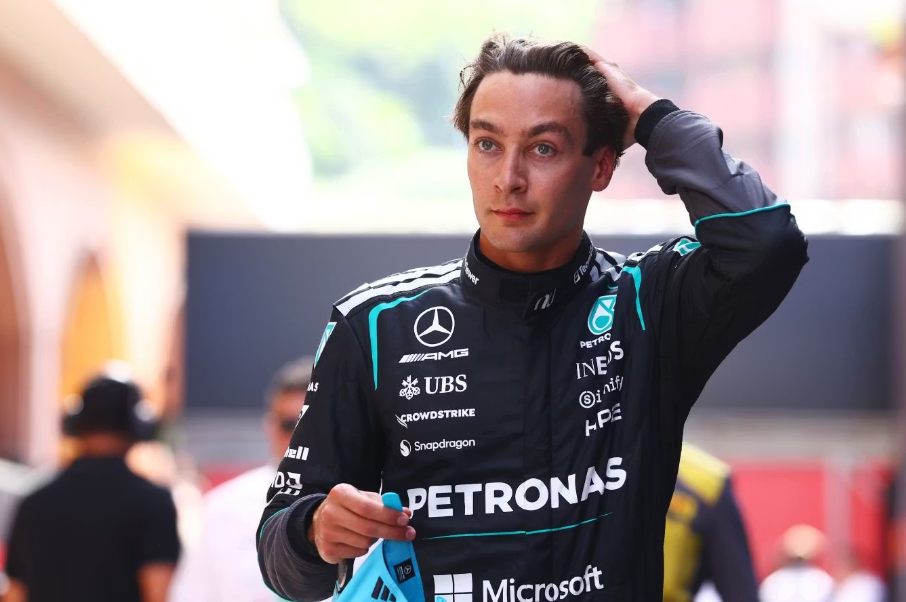 Η ομάδα Formula 1 Mercedes αναλύει τη στρατηγική αγώνα μετά την απογοήτευση του George Russell στο Μονακό