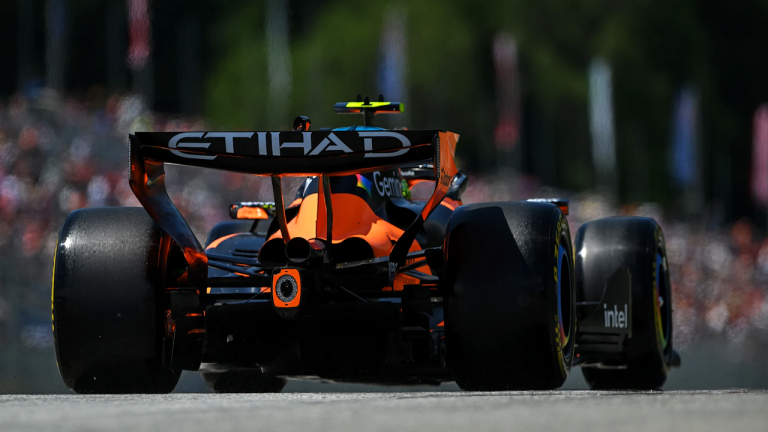 Неиспользованное заднее крыло McLaren превращает Австрию в тест на дисциплину разработки