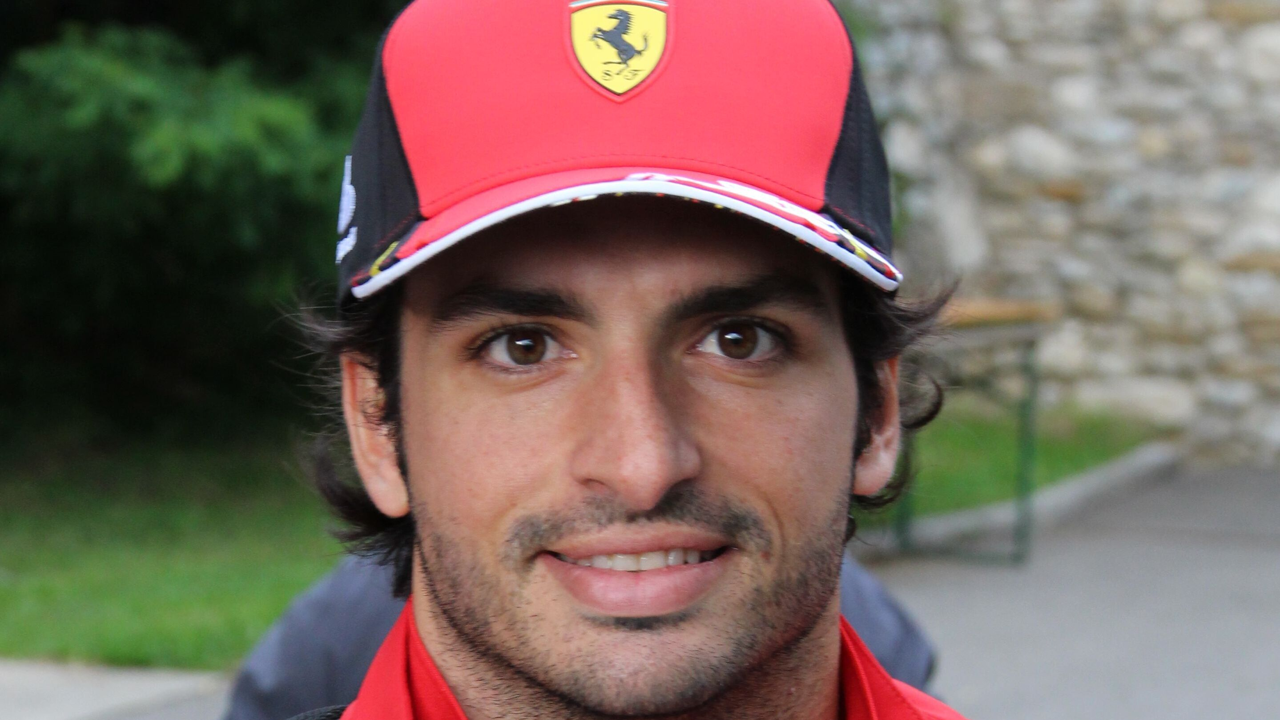 Carlos Sainz وثقل موسم 2026 الصعب في Williams