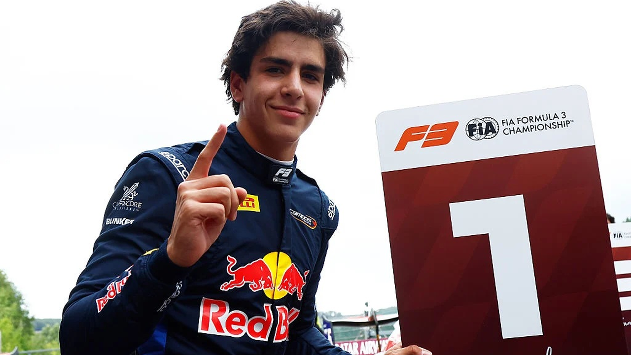 Ernesto Rivera charges from fourth to win Sunday’s Formula 3 race at Spa