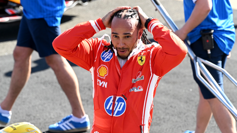 Поул Хэмилтона в спринте на Silverstone даёт Ferrari шанс в субботу