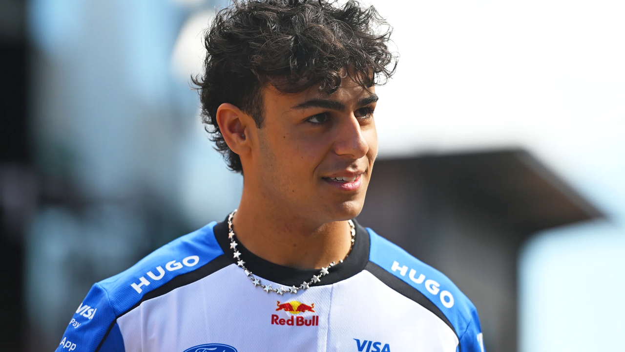 Lindblad starter sit første hjemmeløb med Racing Bulls