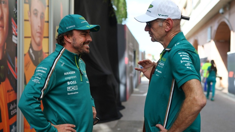 Newey Alonso-nun 2027-ci ildə Aston Martin-də qalacağını gözləyir
