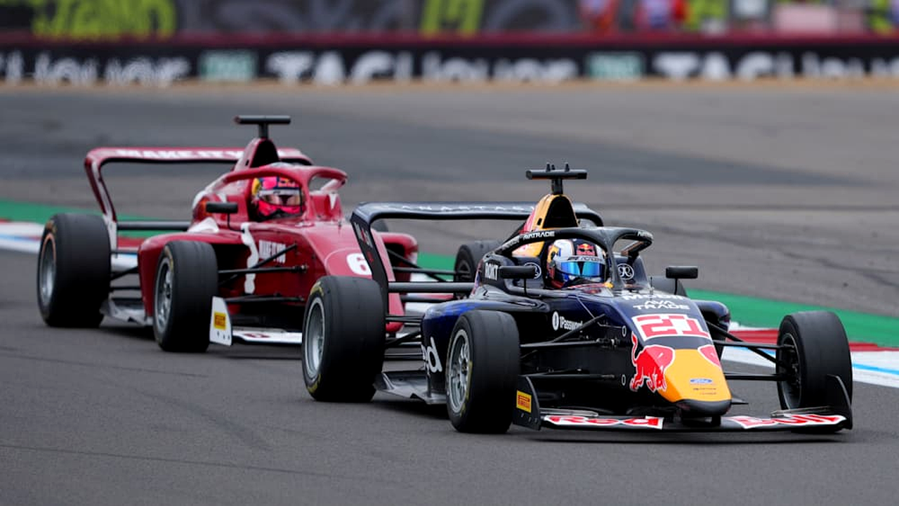 Palmowski beschert F1 Academy einen starken Heimsieg in Silverstone