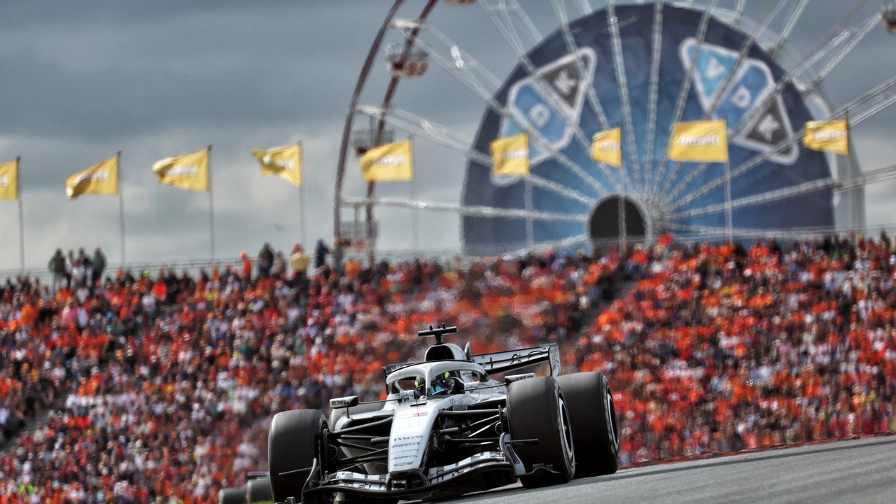Cadillac Formula One-teamets medlemmer ved det Hollandske Grand Prix