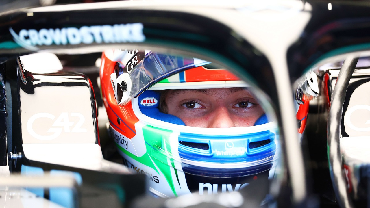 Kimi Antonelli rijdt de Mercedes Formula 1-auto