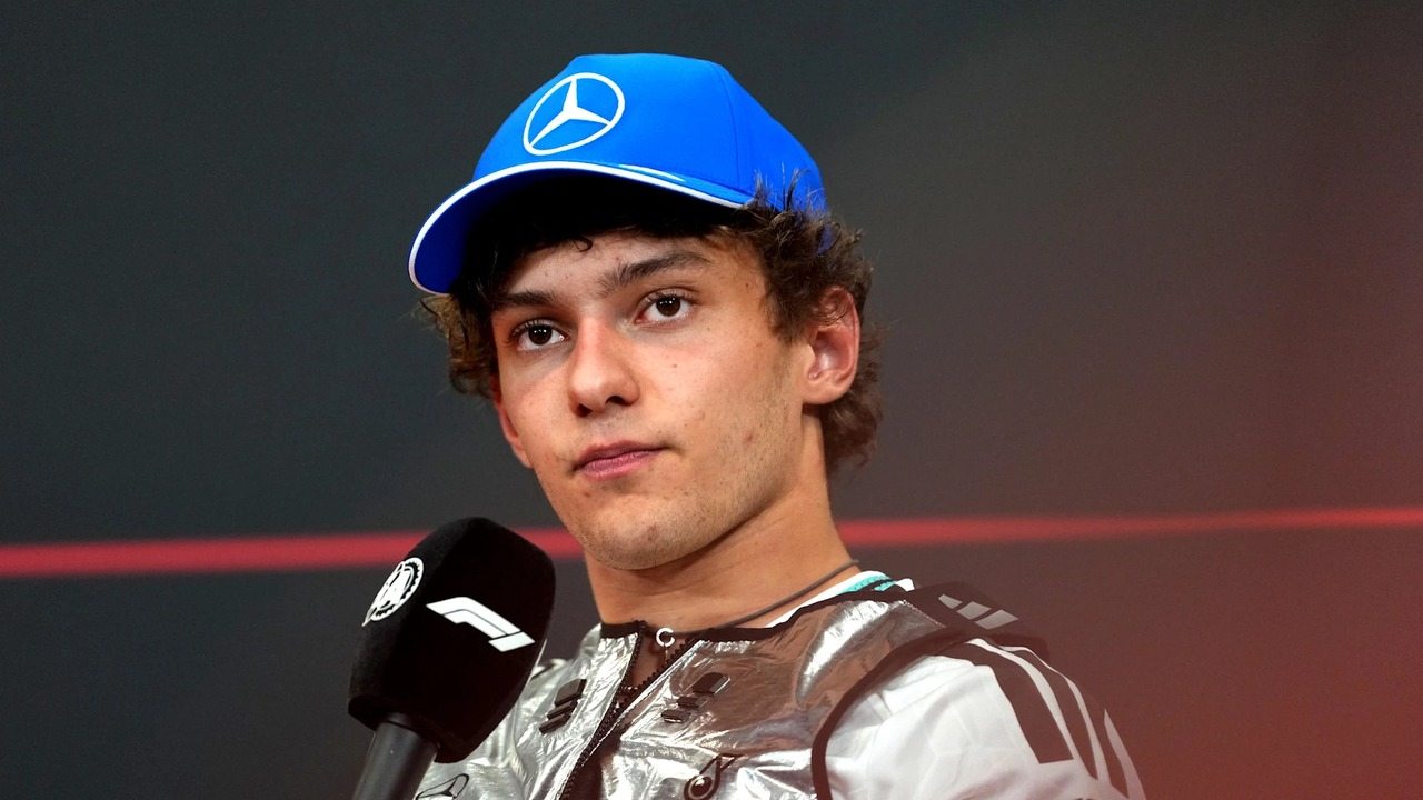 Kimi Antonelli mluví během rozhovoru pro Formuli 1