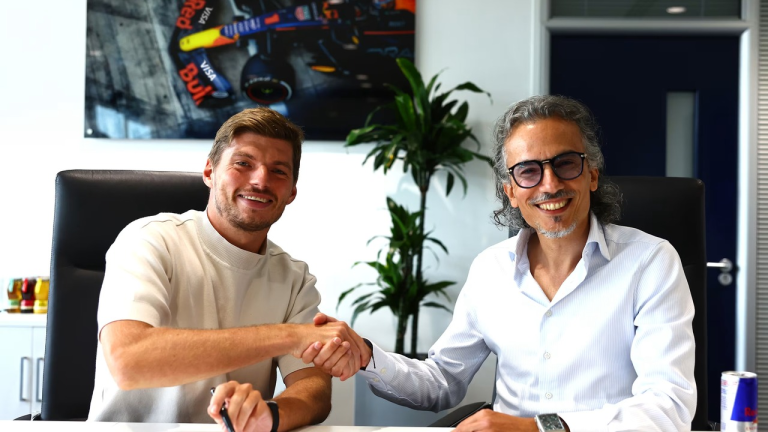 Max Verstappen Red Bull müqaviləsini 2030-cu ilə qədər uzadır