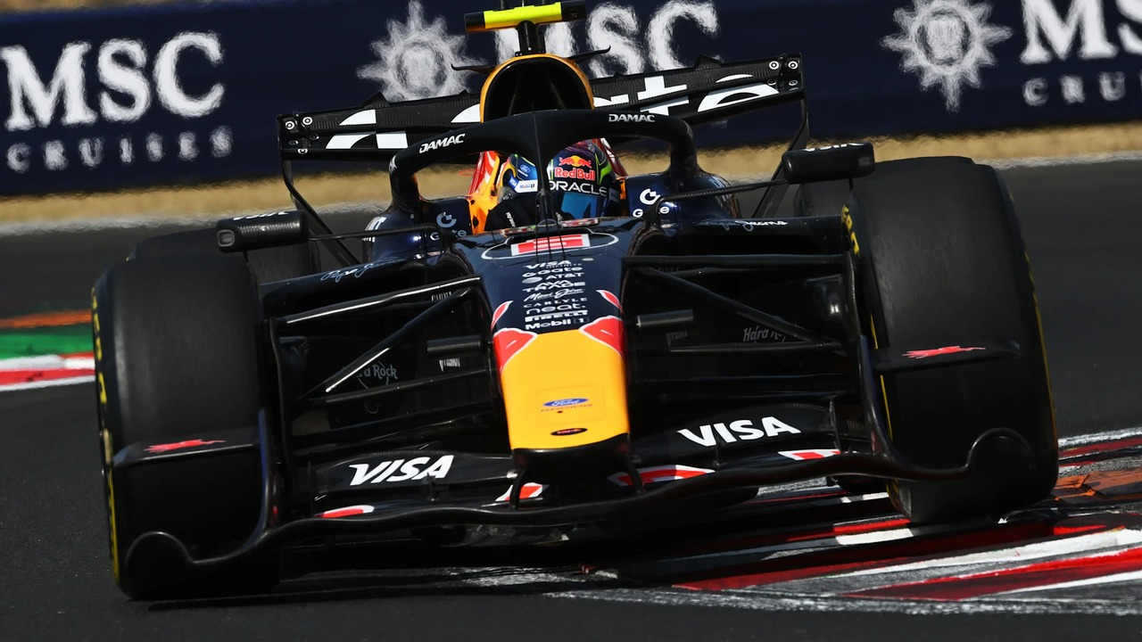 Isack Hadjar fährt das Red Bull Formula 1 Auto