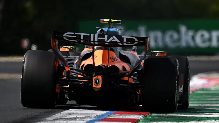 McLaren কম-ড্র্যাগ পরীক্ষায় তার নতুন H-Wing Monza-তে আনছে